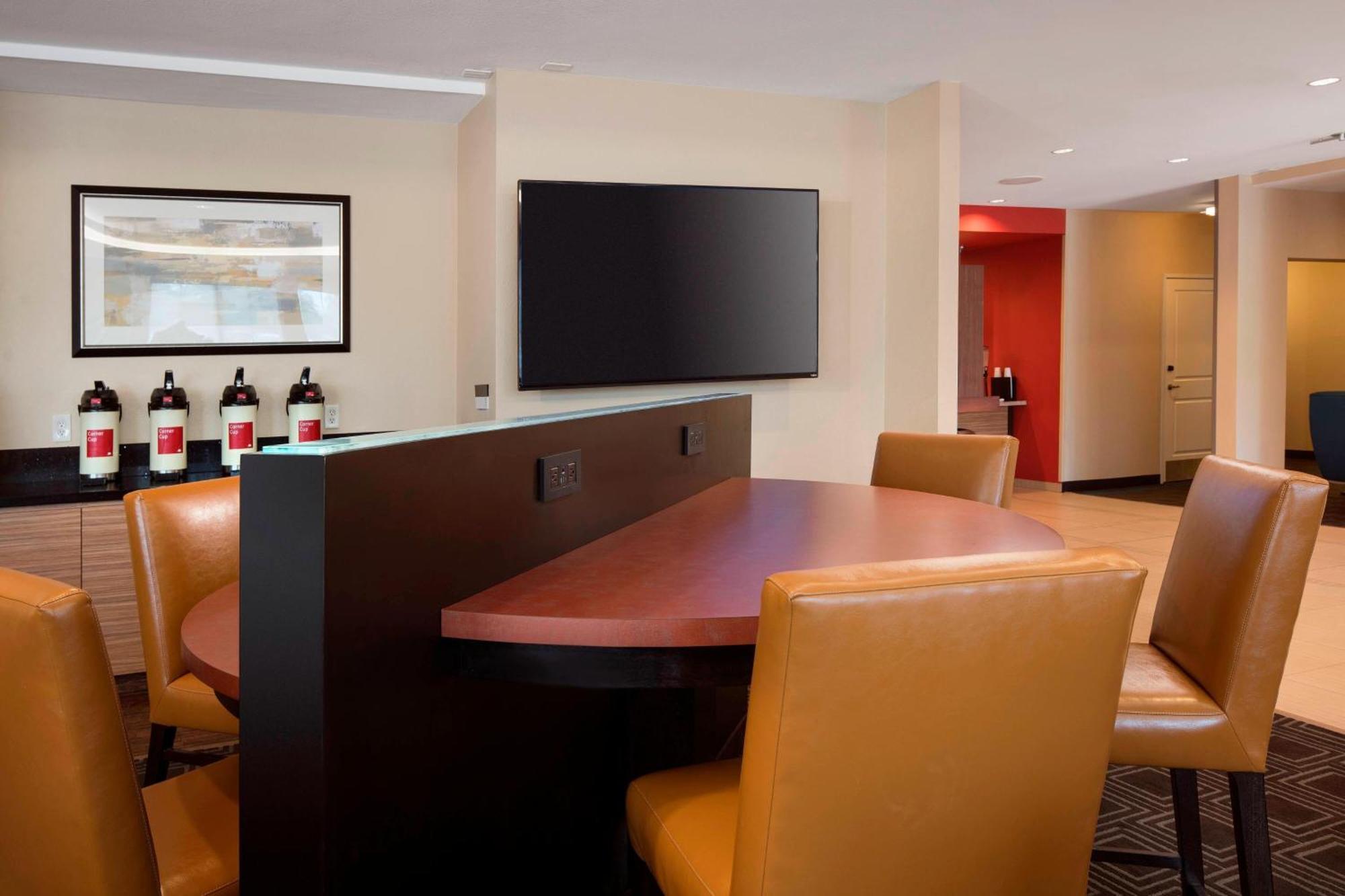 Towneplace Suites By Marriott San Diego Carlsbad / ויסטה מראה חיצוני תמונה
