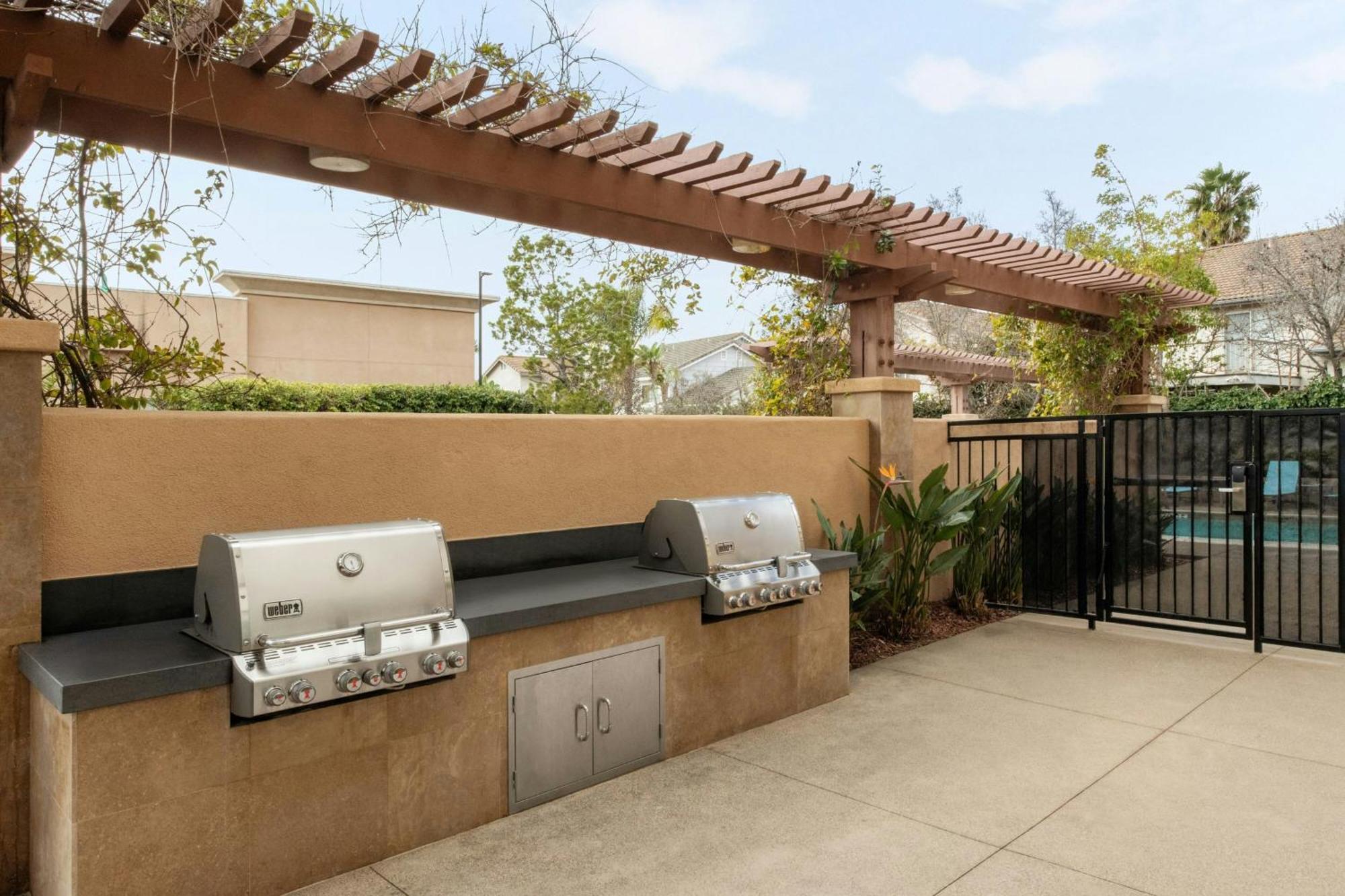 Towneplace Suites By Marriott San Diego Carlsbad / ויסטה מראה חיצוני תמונה