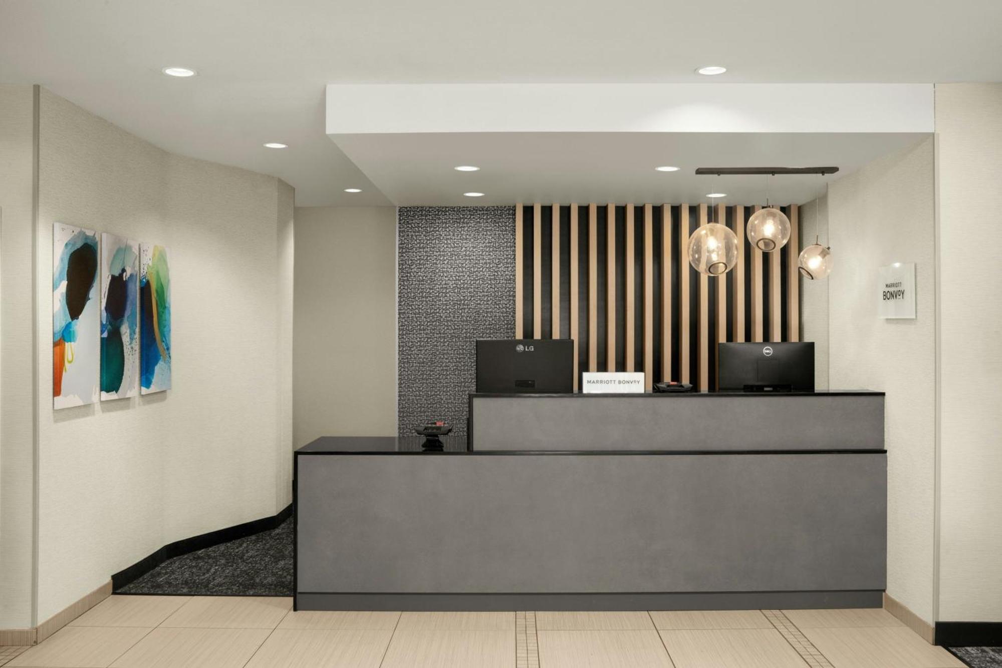 Towneplace Suites By Marriott San Diego Carlsbad / ויסטה מראה חיצוני תמונה