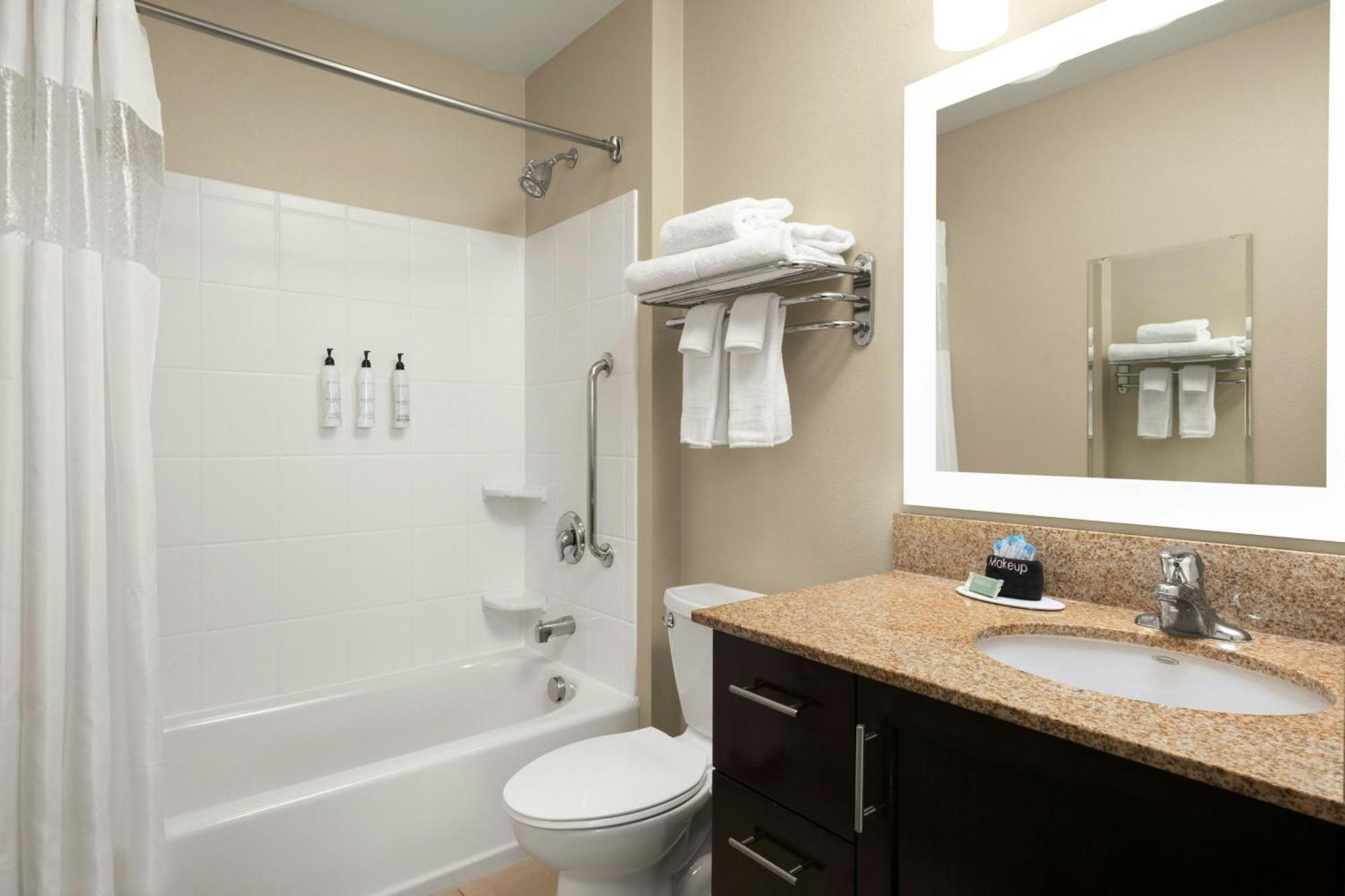 Towneplace Suites By Marriott San Diego Carlsbad / ויסטה מראה חיצוני תמונה